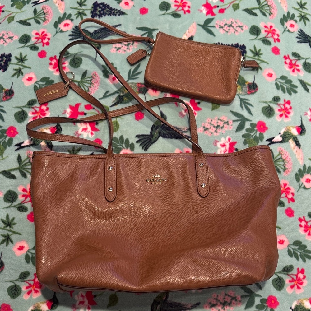 Coach Pebbled Leather Tote with Matching Wristlet in Brown
